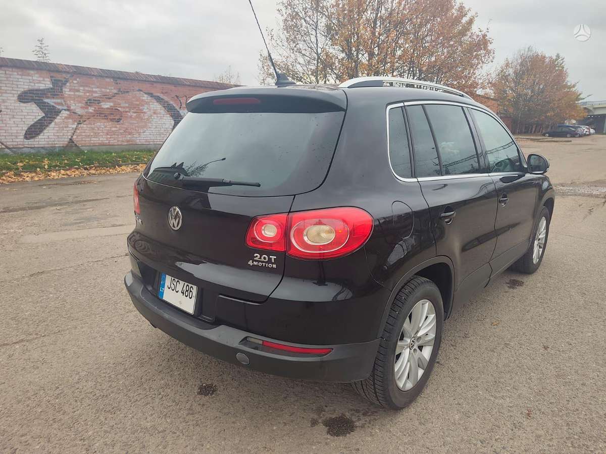 Volkswagen Tiguan 2009 — engine 2000 cm³, 200 HP (147kW)