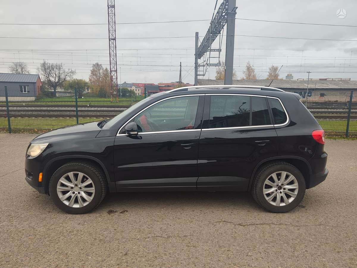 Volkswagen Tiguan 2009 — photo 8