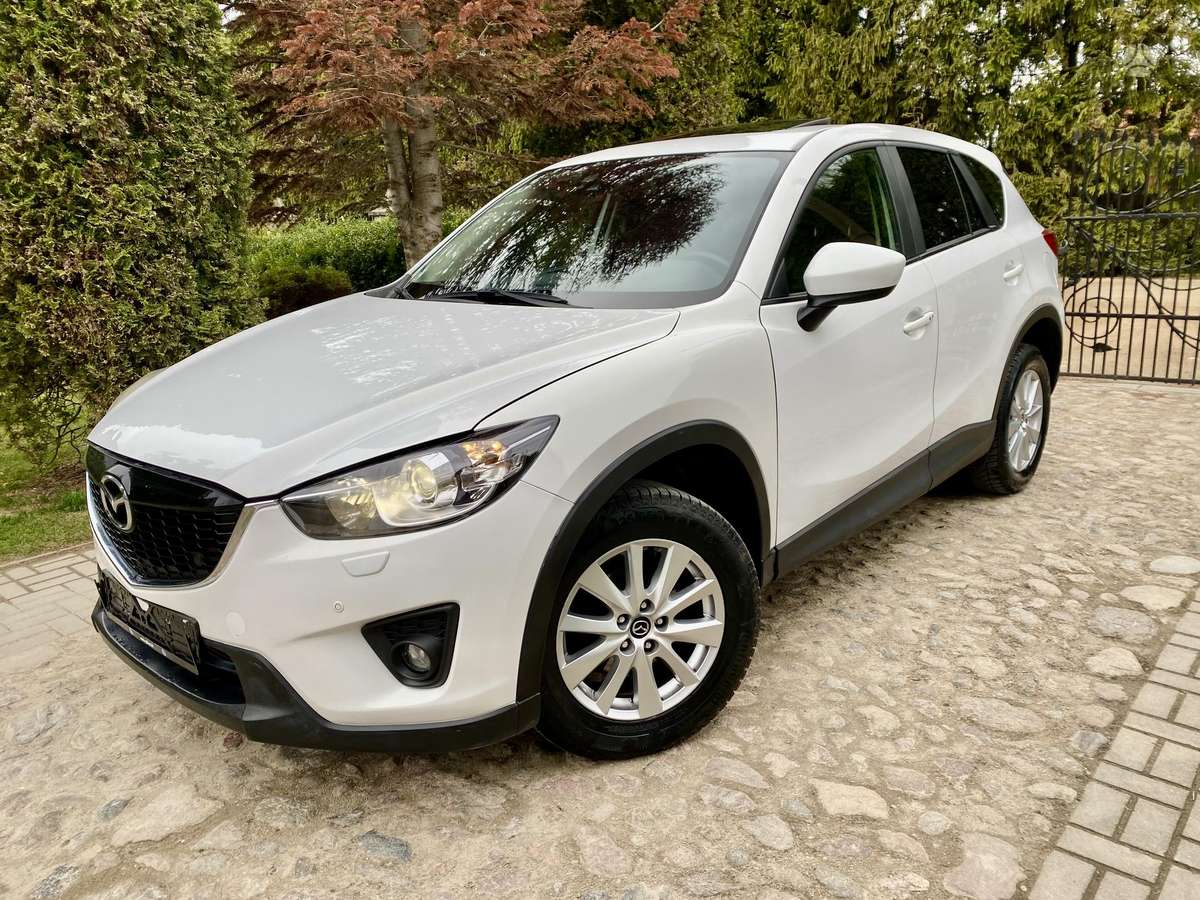 Mazda CX-5 2014 — rear view