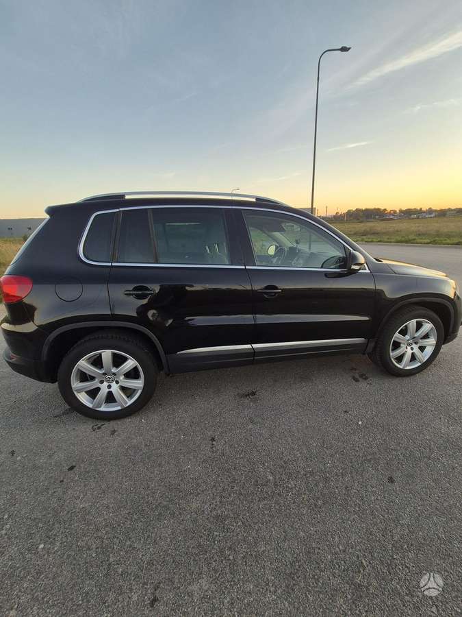 Volkswagen Tiguan 2012 — photo 10