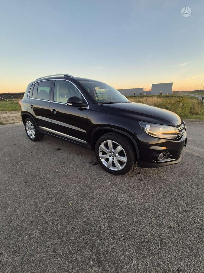 Volkswagen Tiguan 2012 — photo 11