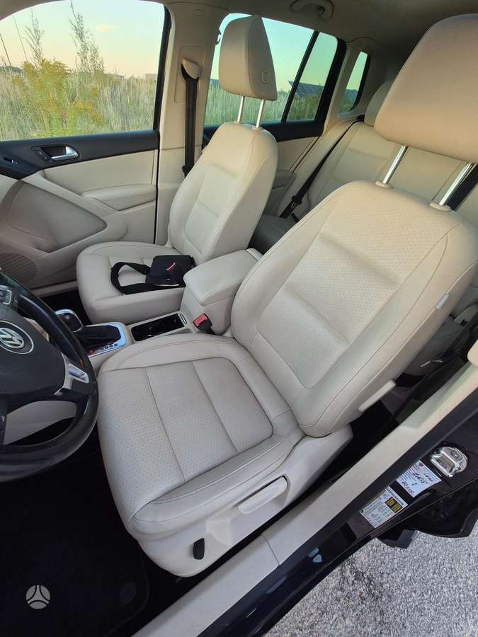 Volkswagen Tiguan 2012 — photo 14