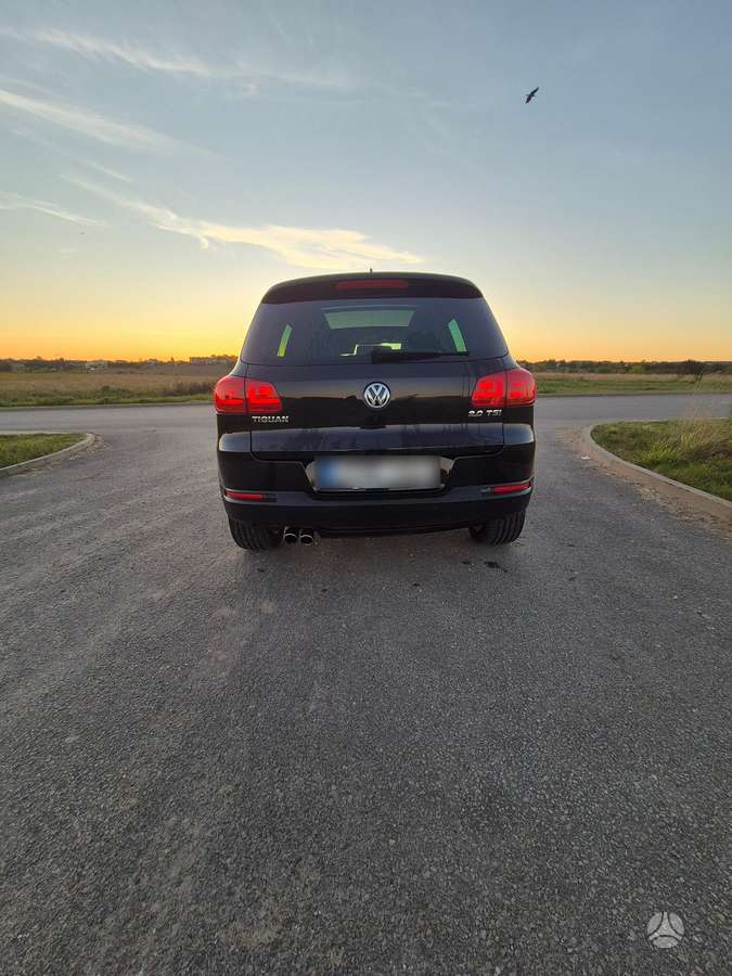 Volkswagen Tiguan 2012 — photo 6