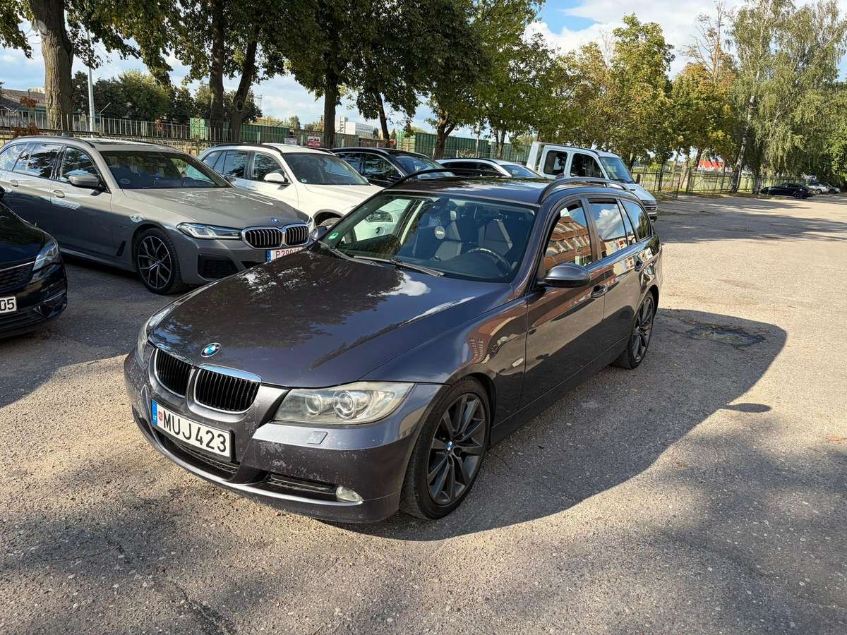 BMW 320, 2005