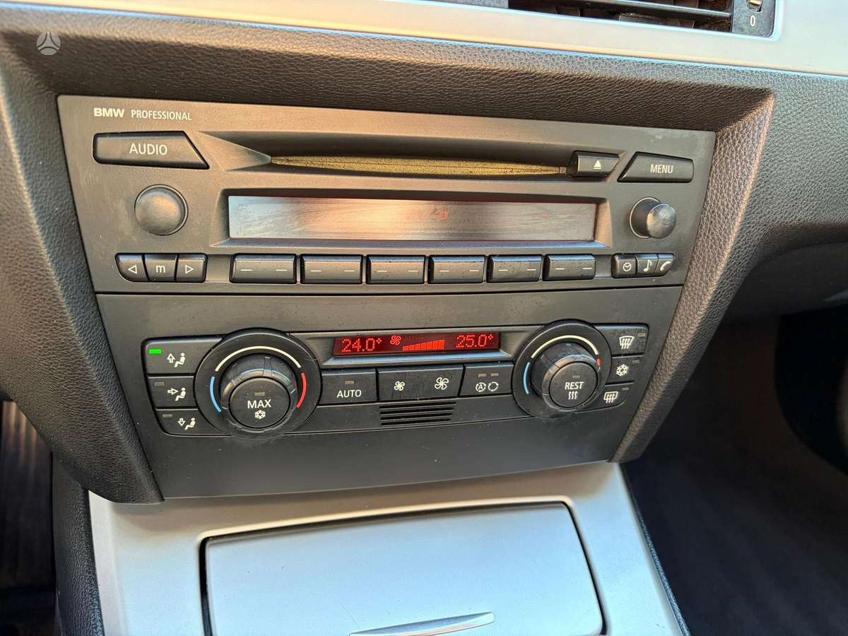 BMW 320 2005 — photo 18