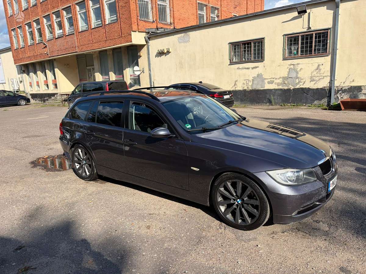 BMW 320 2005 — engine 1995 cm³, 163 HP (120kW)