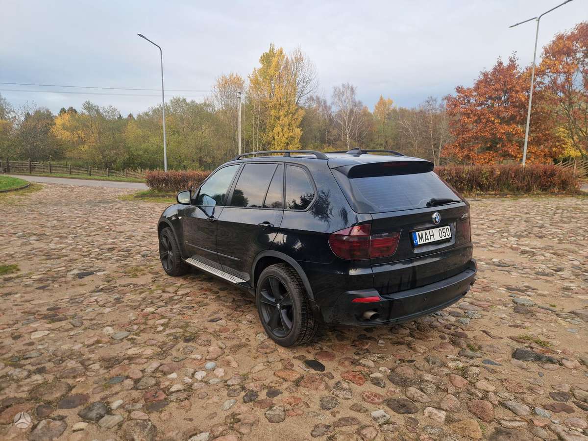BMW X5 2008 — двигун 3000 cm³, 235 HP (173kW)