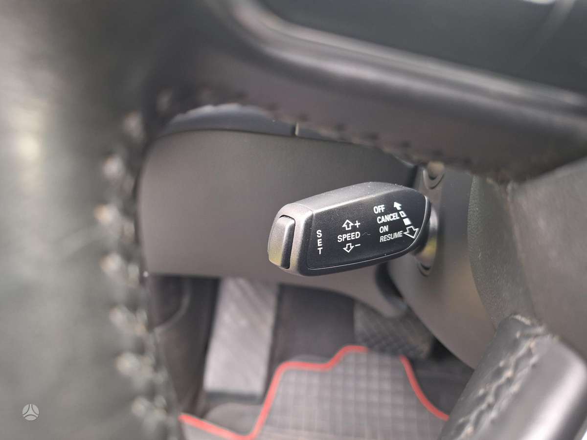 Audi A4 2013 — photo 10