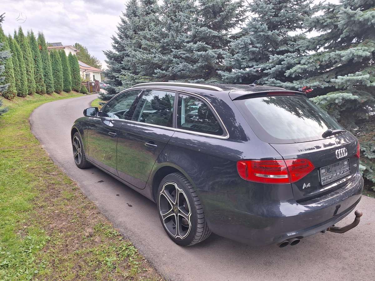 Audi A4 2013 — engine 1968 cm³, 177 HP (130kW)