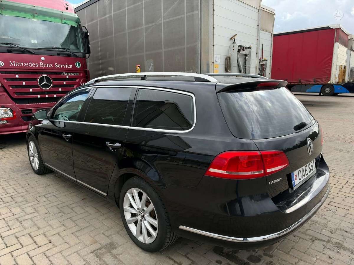 Volkswagen Passat 2011 — photo 5