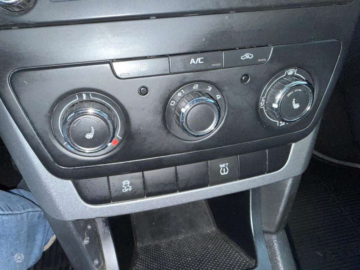 Skoda Yeti 2014 — photo 11