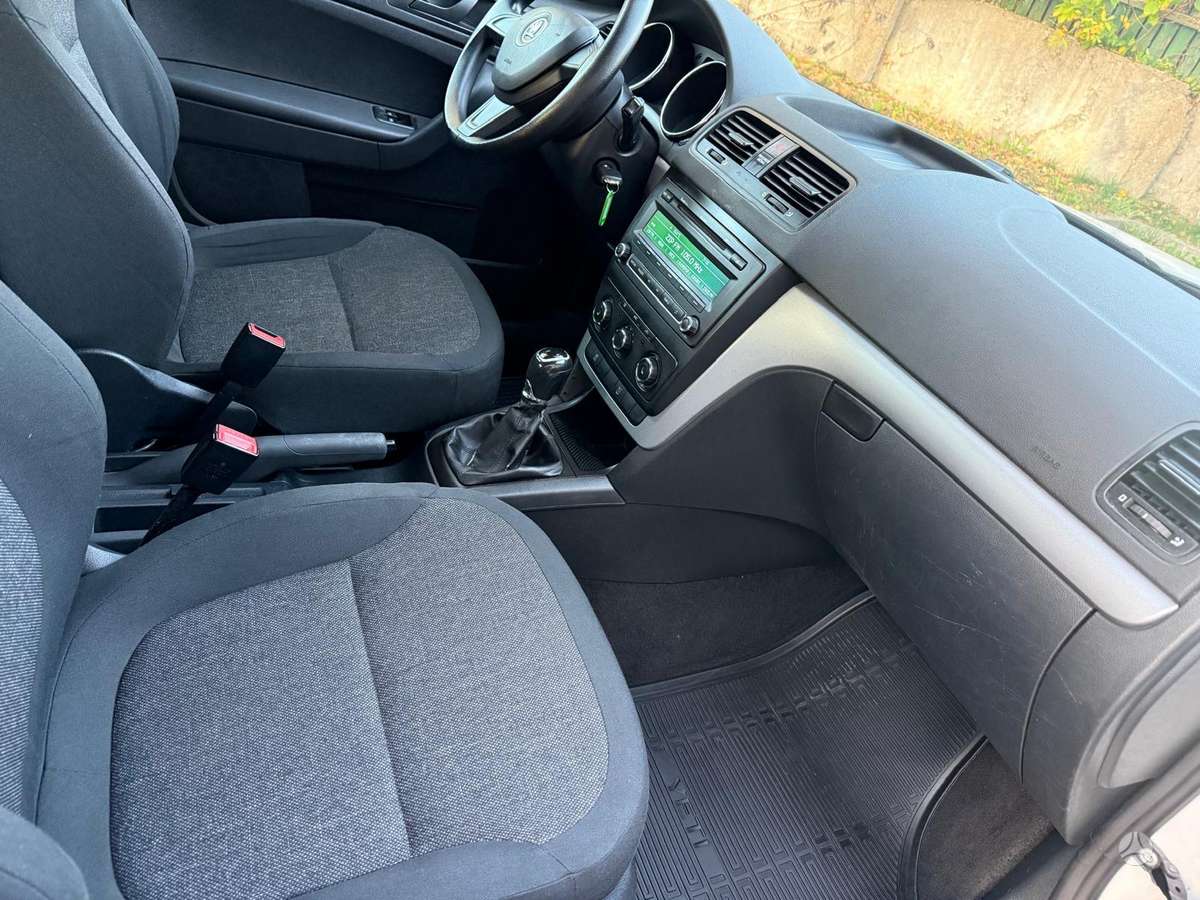 Skoda Yeti 2014 — photo 16