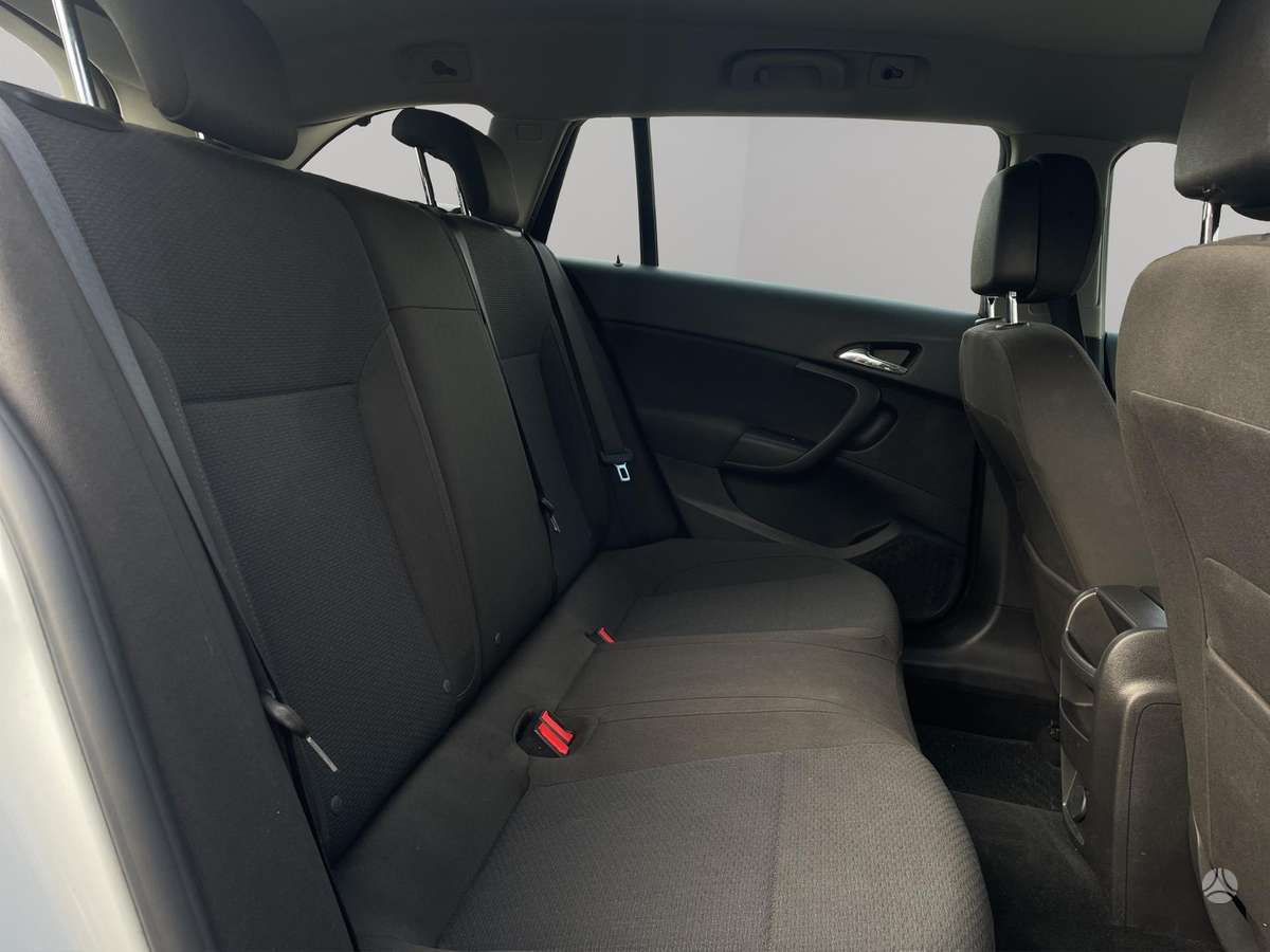Opel Insignia 2015 — photo 9