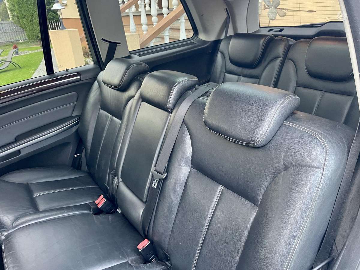 Mercedes-Benz GL320 2006 — photo 16