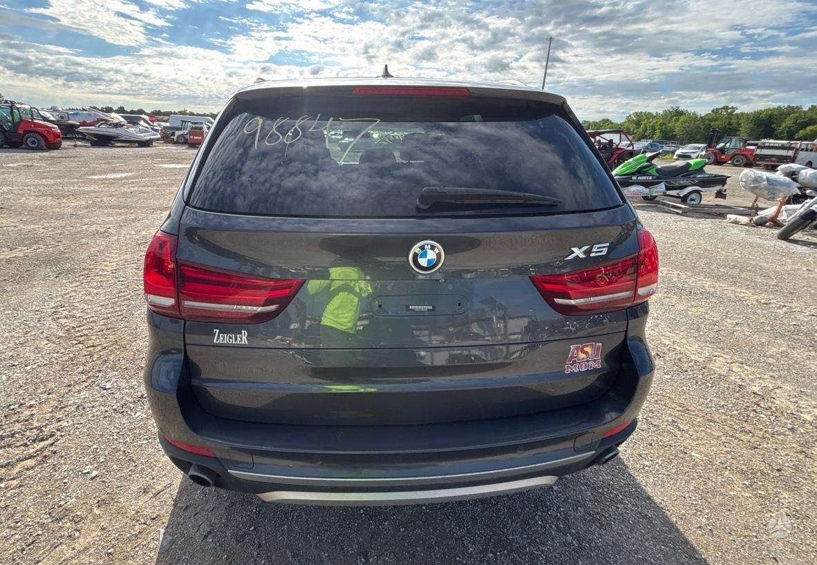 BMW X5 2014 — photo 9