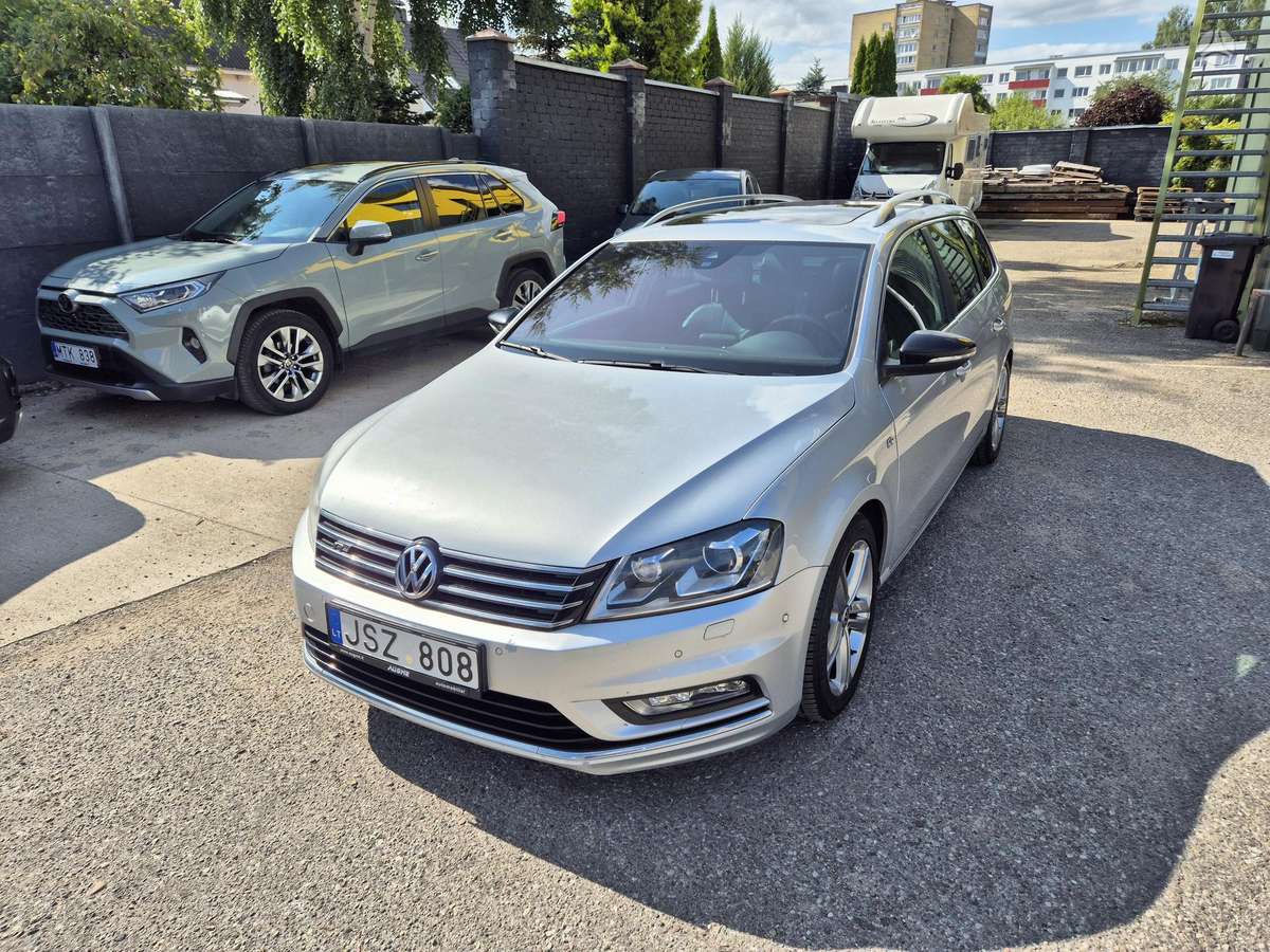 Volkswagen Passat 2011 — photo 11