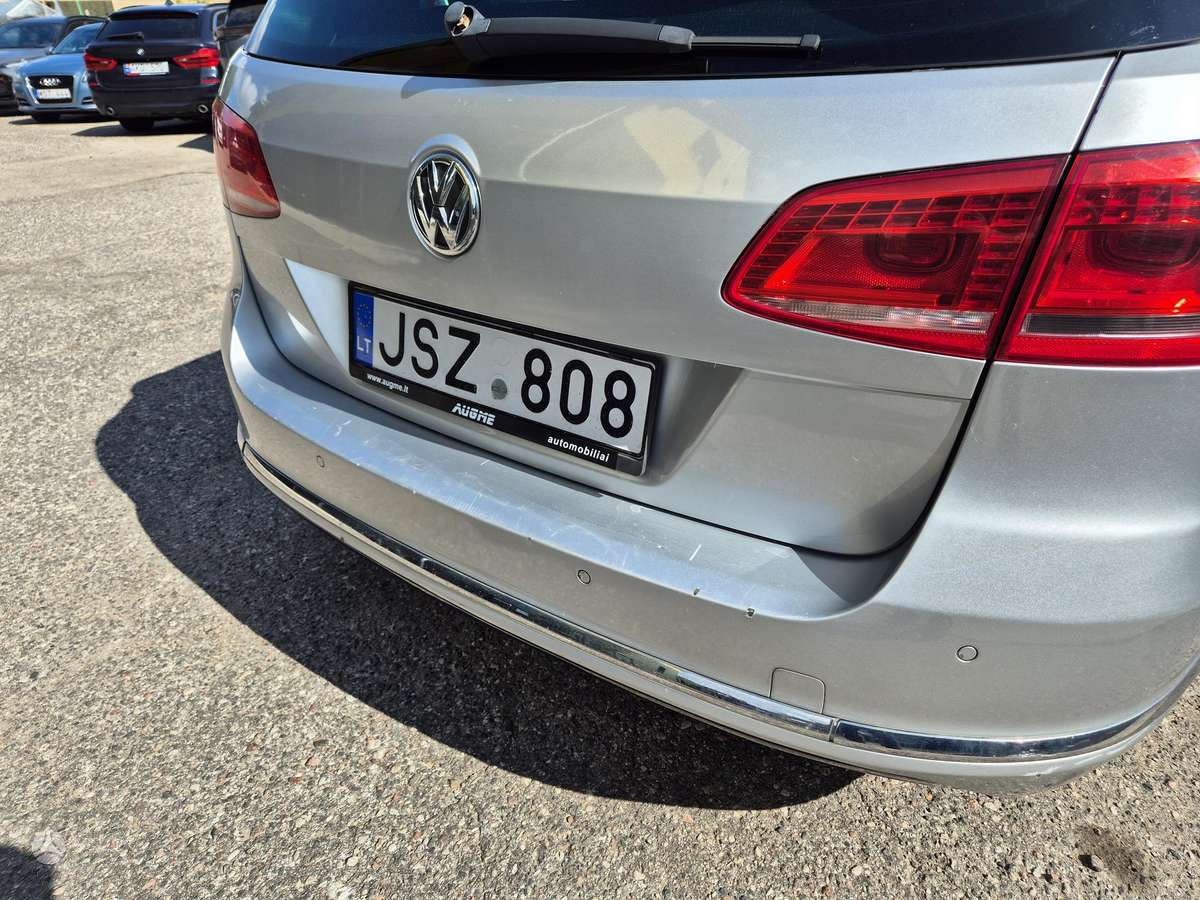 Volkswagen Passat 2011 — photo 20
