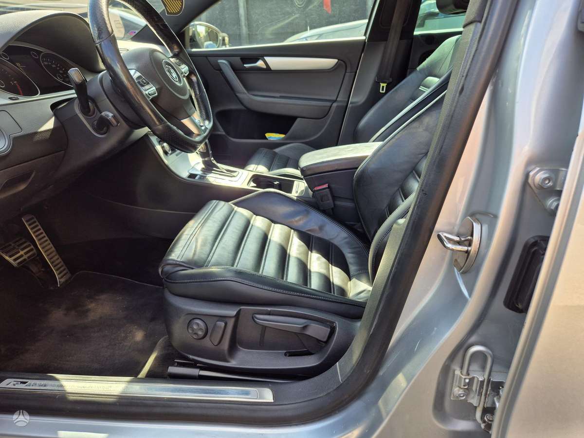 Volkswagen Passat 2011 — photo 27