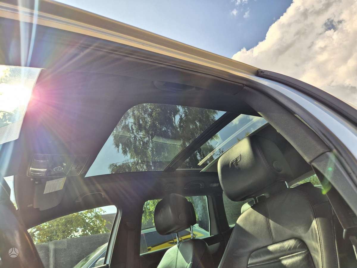 Volkswagen Passat 2011 — photo 30