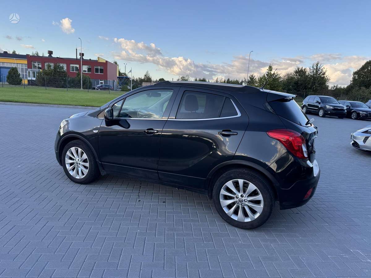 Opel Mokka 2015 — interior