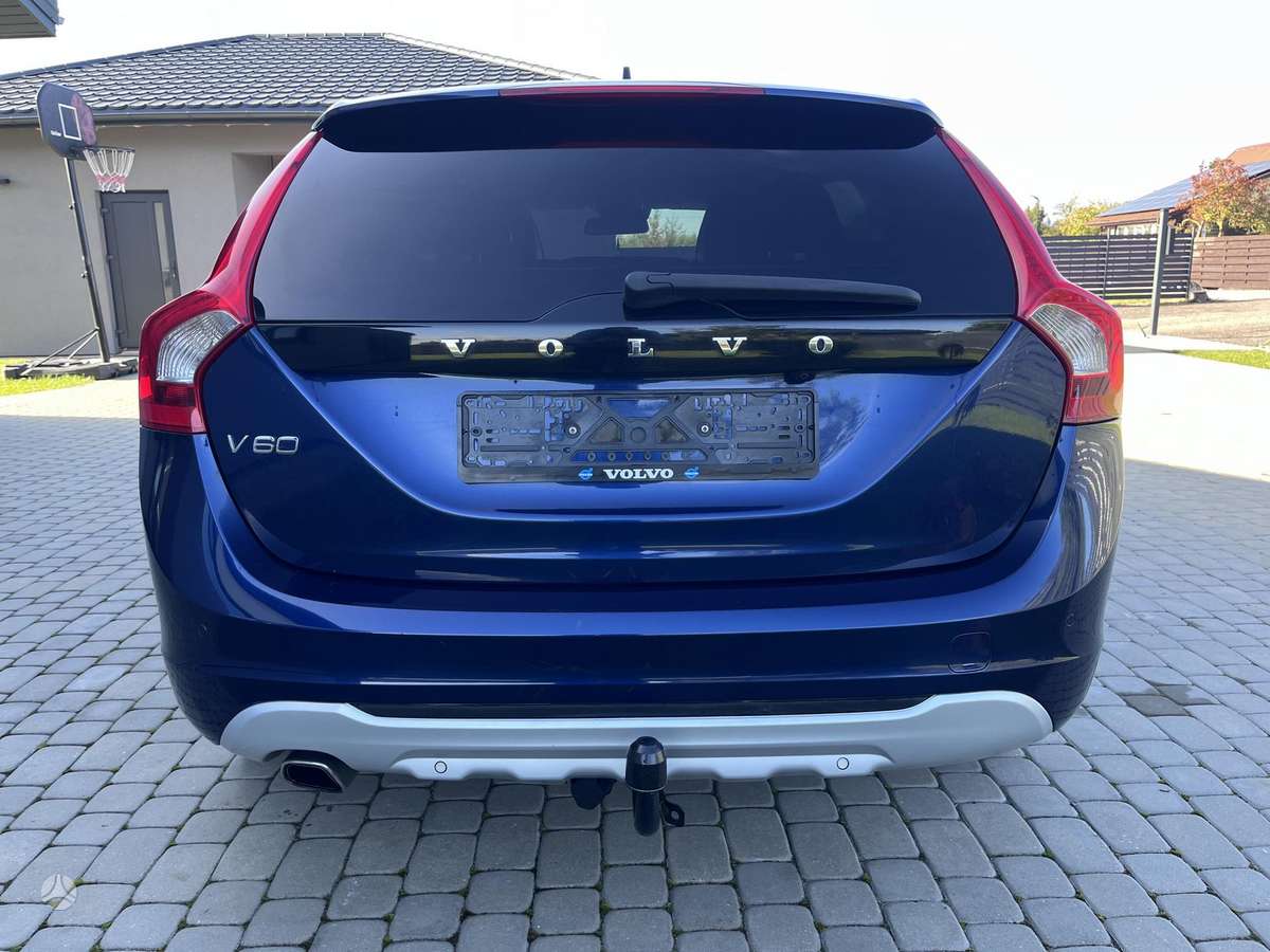 Volvo V60 2011 — photo 5