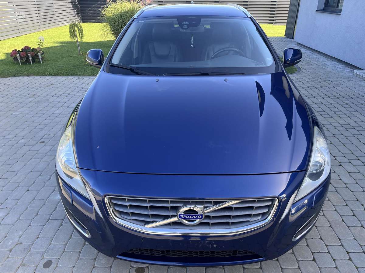 Volvo V60 2011 — photo 6