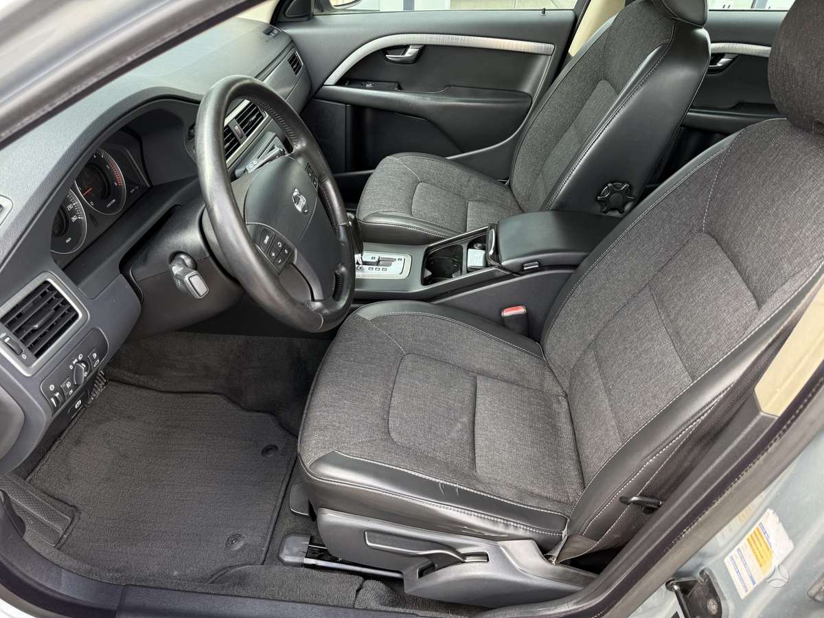 Volvo XC70 2008 — photo 11