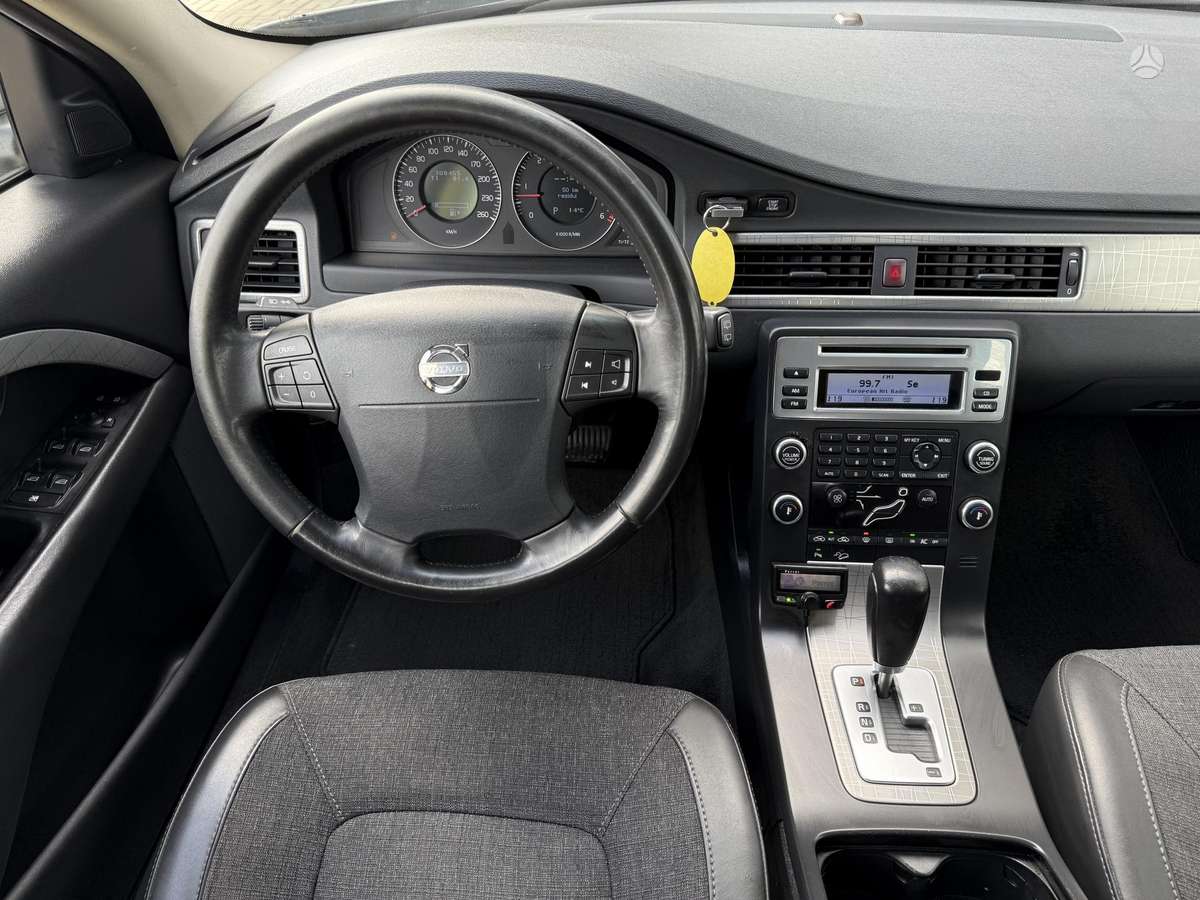 Volvo XC70 2008 — photo 9