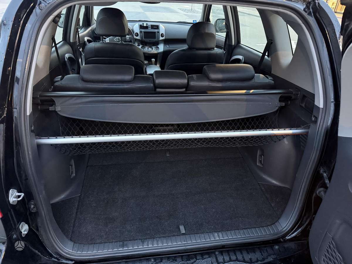 Toyota RAV4 2007 — photo 16