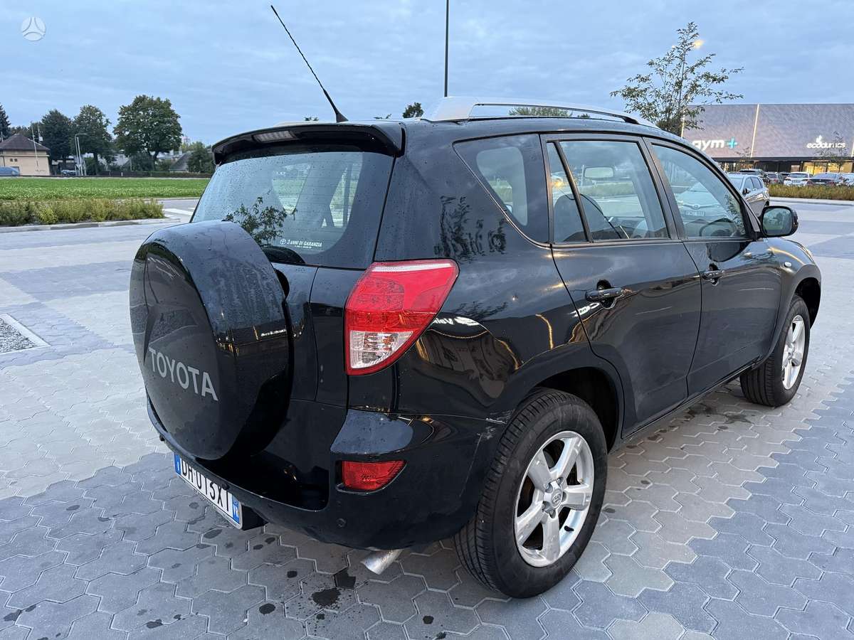 Toyota RAV4 2007 — photo 6