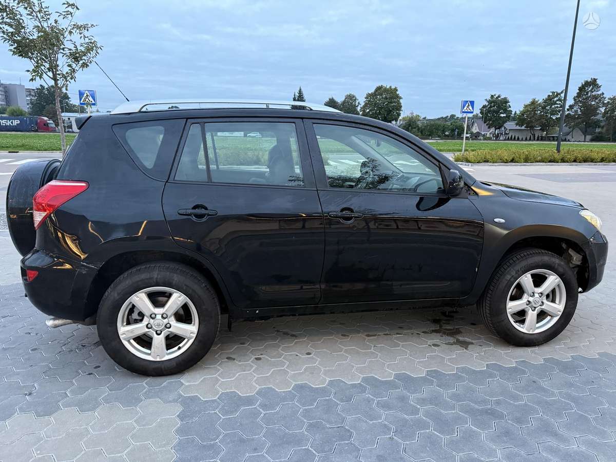 Toyota RAV4 2007 — photo 7