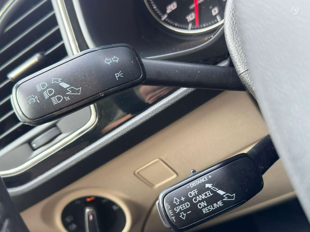 Seat Leon 2014 — photo 20