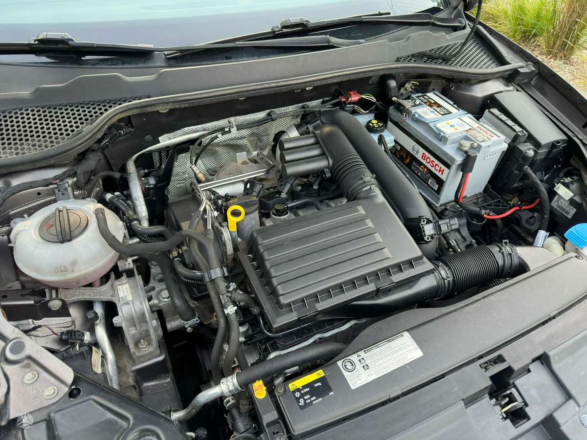Seat Leon 2014 — photo 38