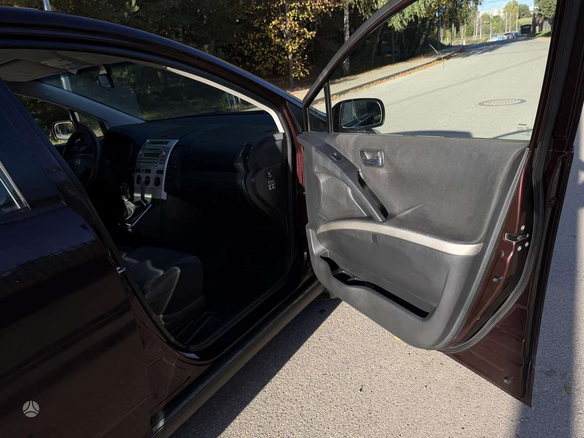 Toyota Corolla 2008 — photo 18