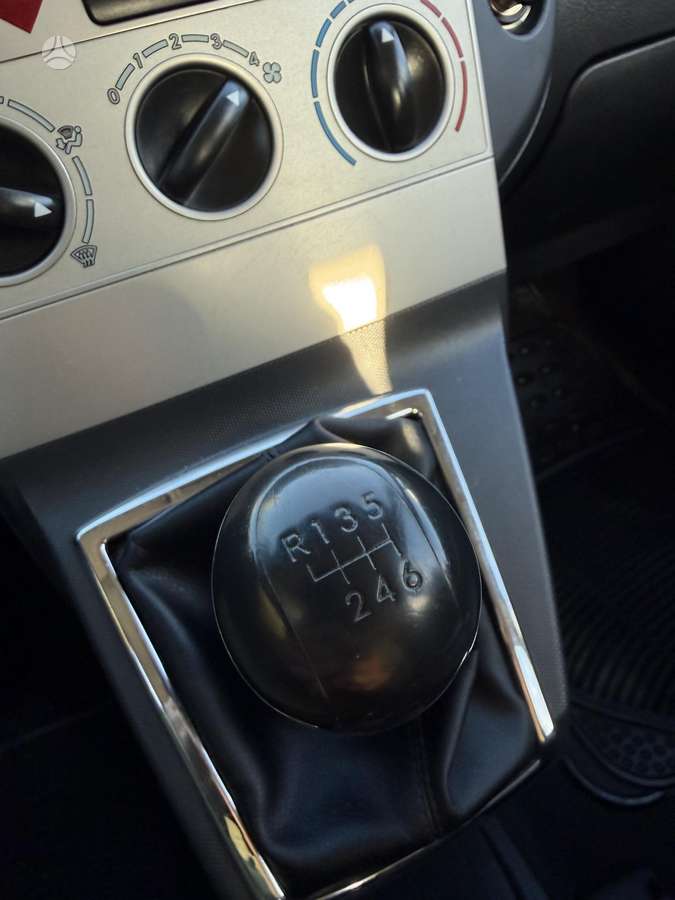 Toyota Corolla 2008 — photo 23