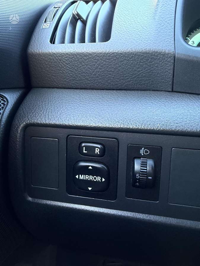 Toyota Corolla 2008 — photo 24