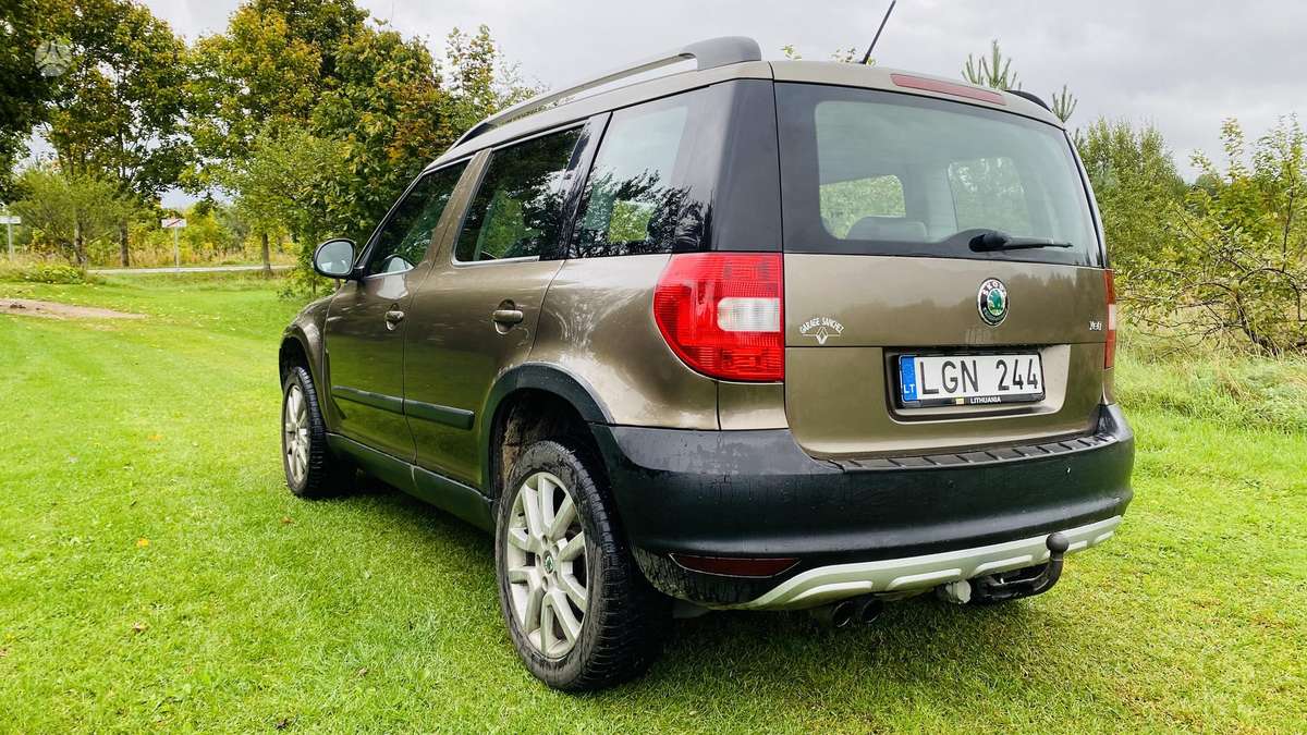 Skoda Yeti 2010 — двигун 1798 cm³, 160 HP (118kW)