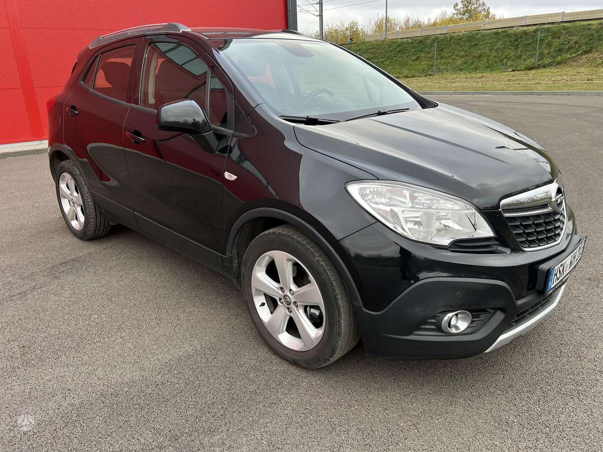 Opel Mokka 2014 — вигляд ззаду