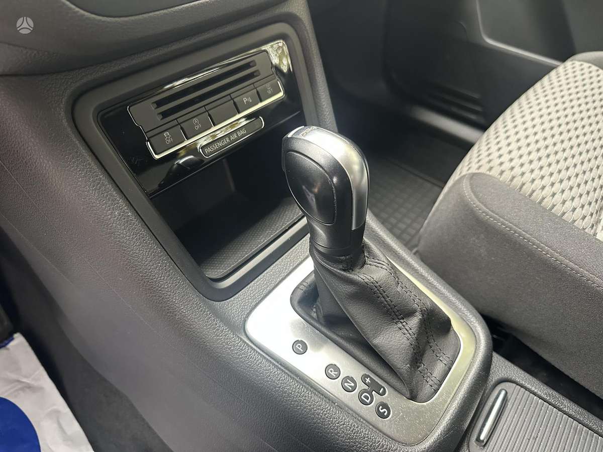 Volkswagen Sharan 2011 — photo 13