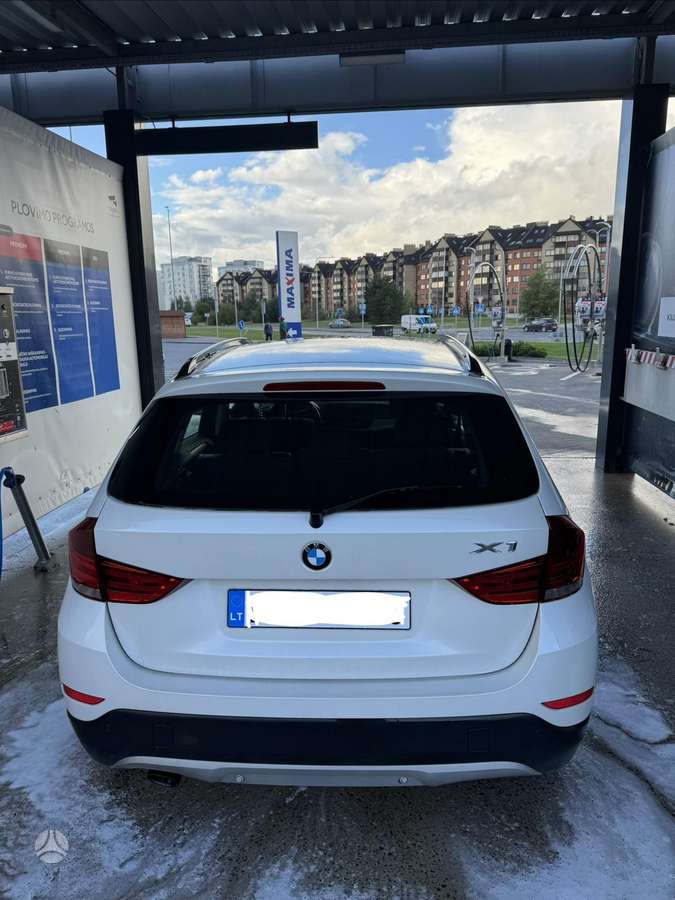 BMW X1 2013 — interior