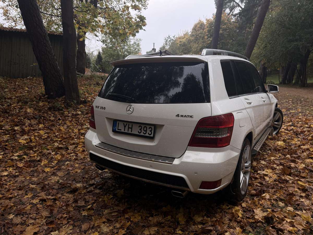 Mercedes-Benz GLK350 2012 — photo 6