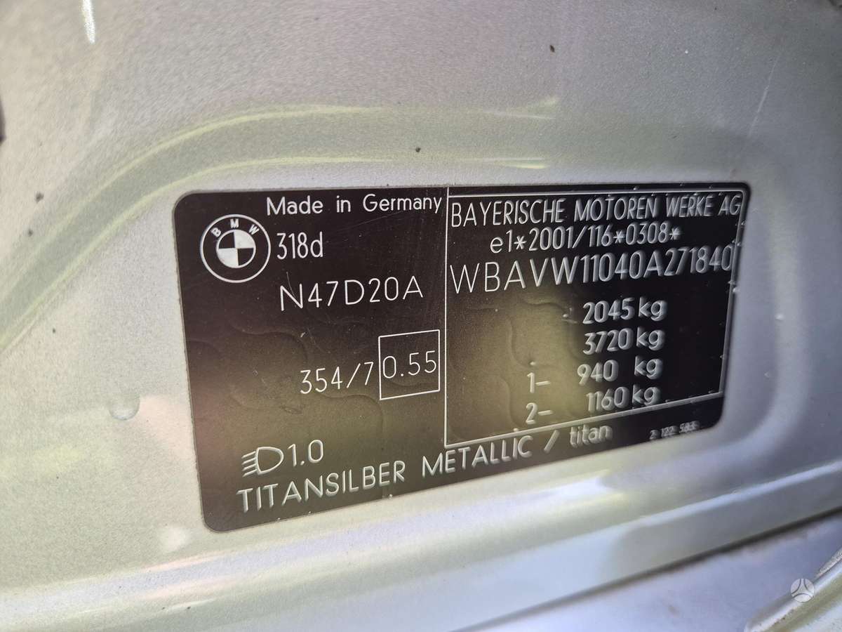 BMW 318 2007 — photo 20
