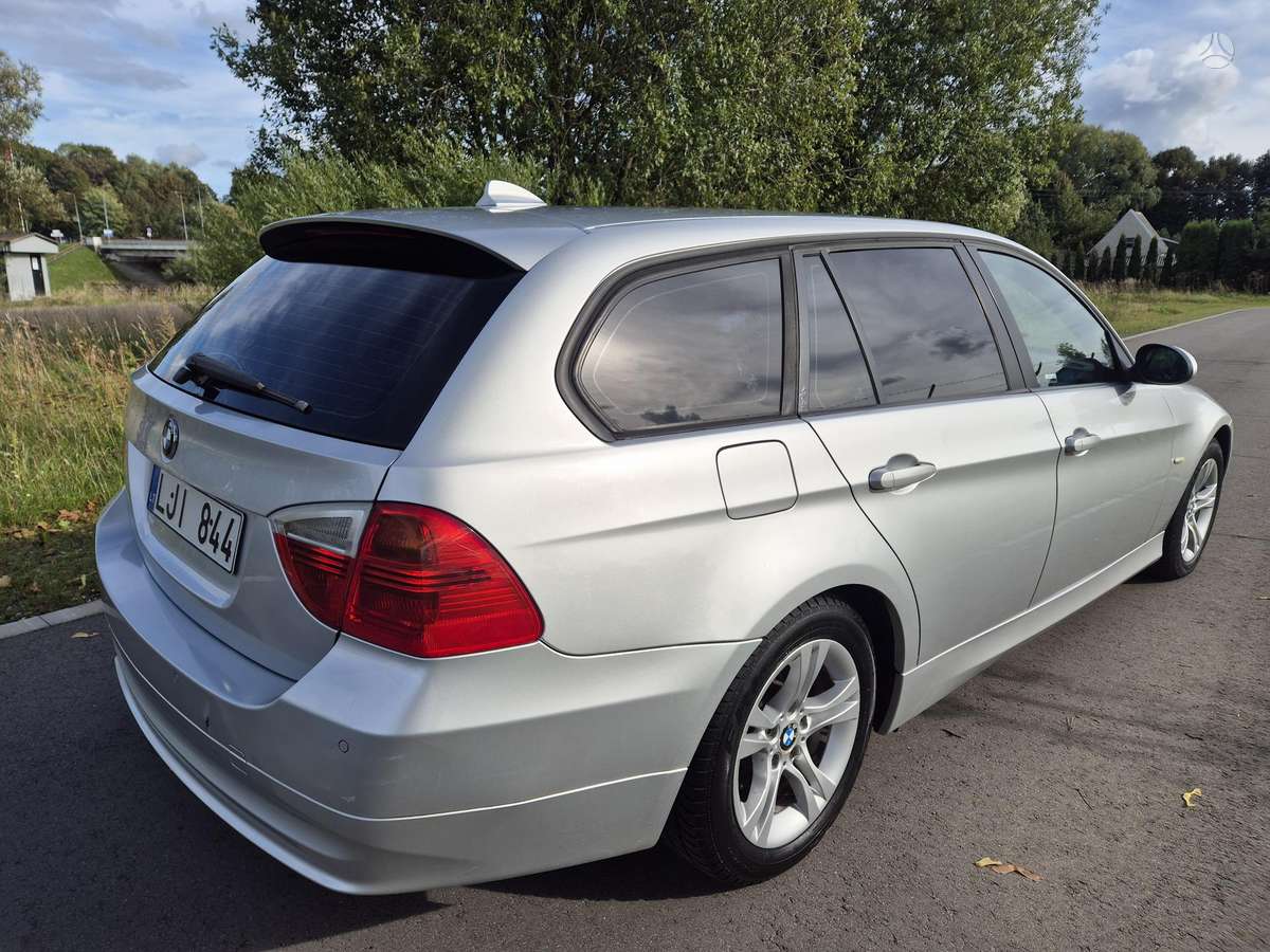 BMW 318 2007 — photo 6
