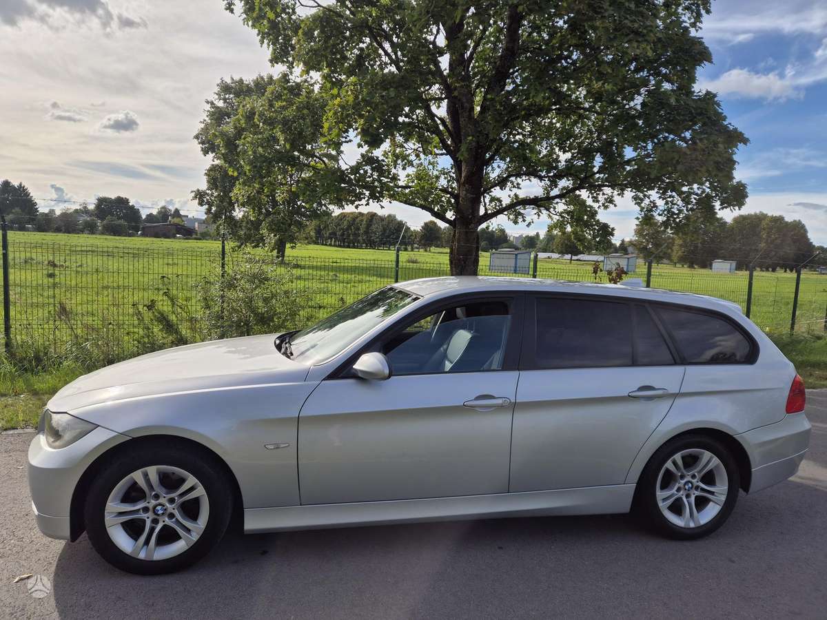 BMW 318 2007 — photo 7