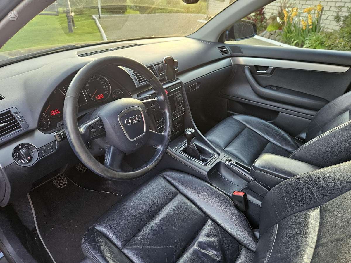 Audi A4 2007 — photo 7