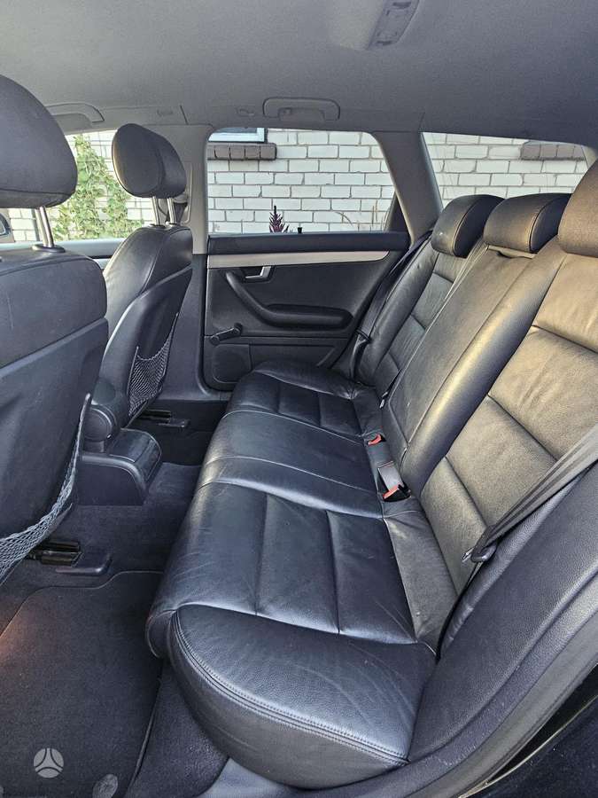 Audi A4 2007 — photo 8