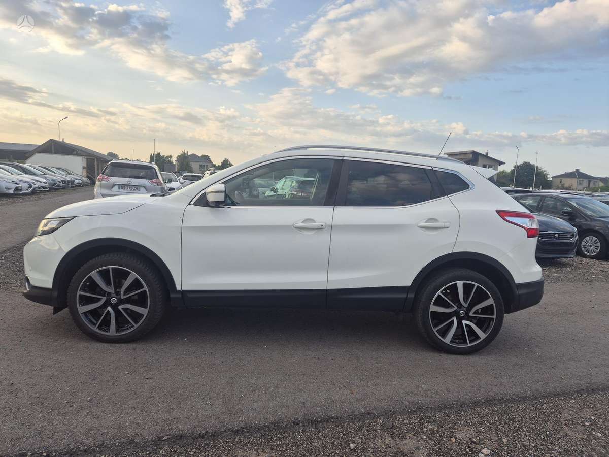 Nissan Qashqai 2015 — engine 1197 cm³, 116 HP (85kW)