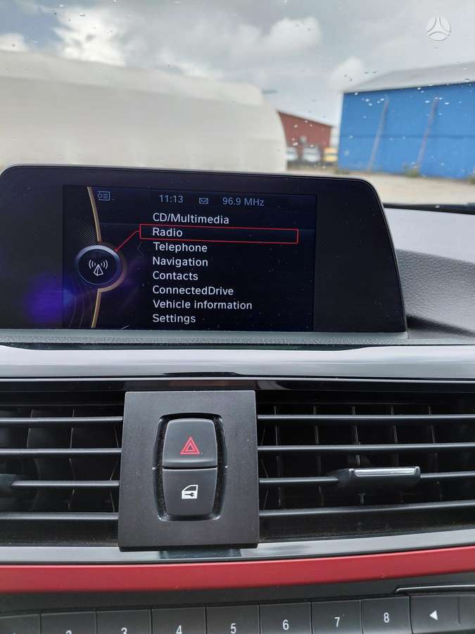 BMW 320 2013 — photo 15