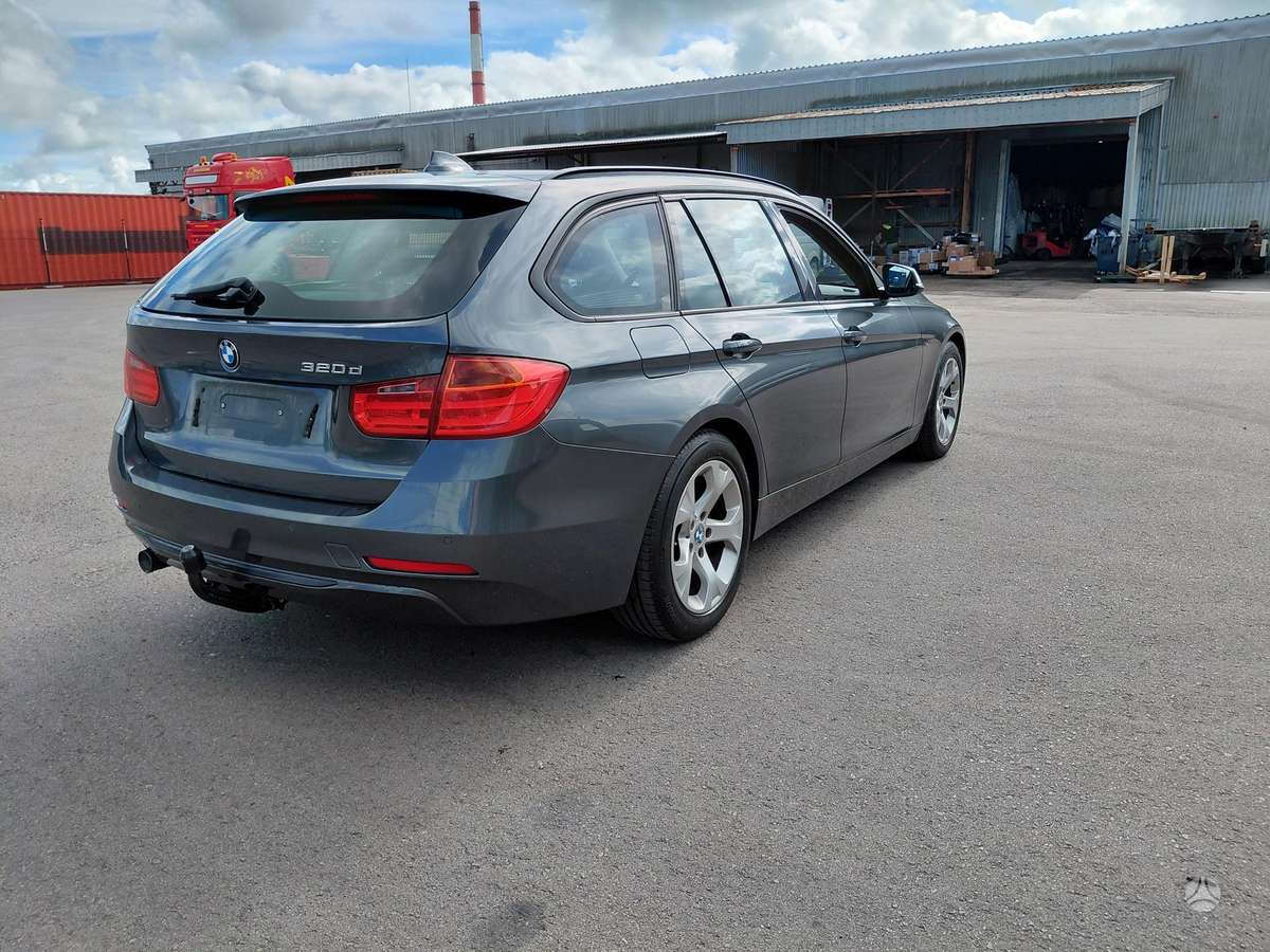 BMW 320 2013 — engine 1995 cm³, 184 HP (135kW)