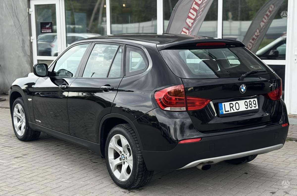 BMW X1 2011 — photo 12